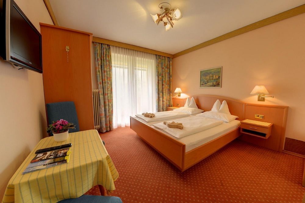 Fruehstueckspension Haus Golker Seeboden Extérieur photo