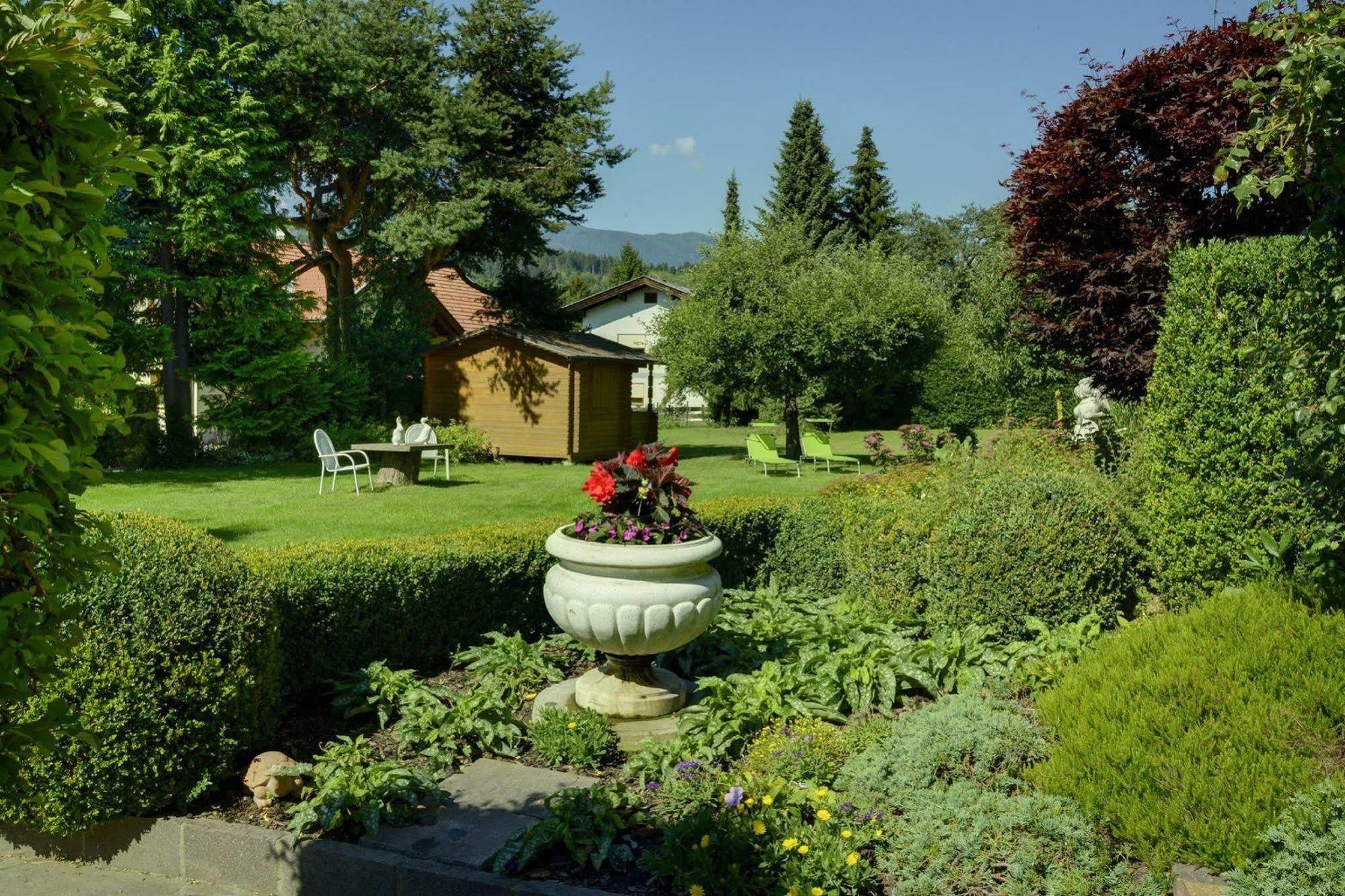 Fruehstueckspension Haus Golker Seeboden Extérieur photo